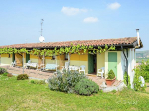 Nice and typical apartment in a farm surrounded by hills and vineyards Santa Maria Della Versa